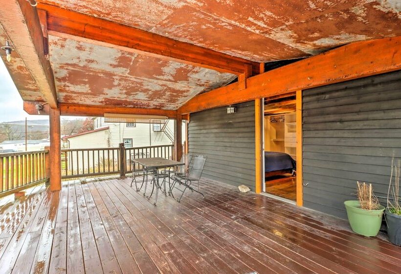 Charming & Historic Home W/ Lehigh River View