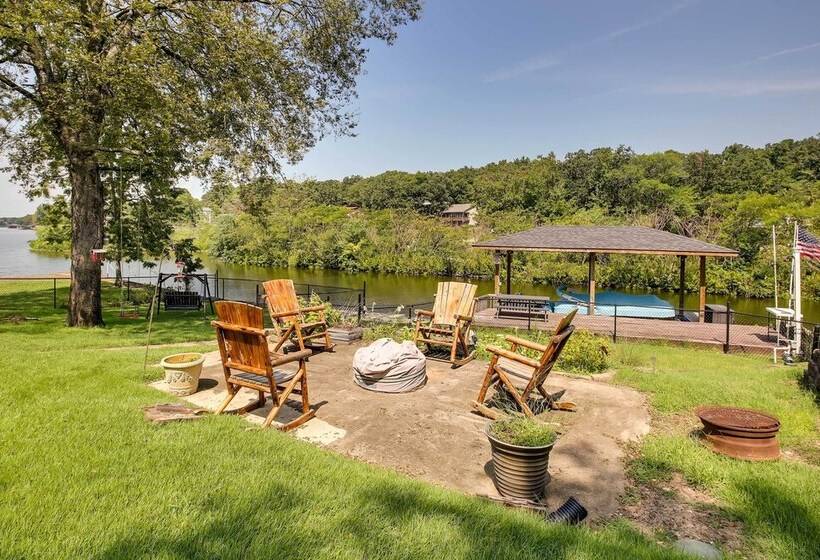 Lakefront Haven Near Oaklawn & Casino Resort!