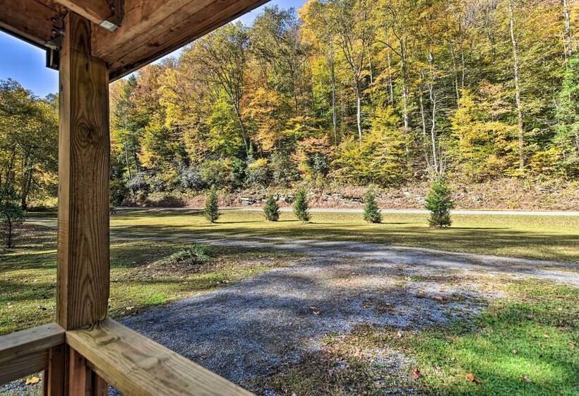 Cozy Anchors Away Cabin Hideaway W/ Fire Pit!