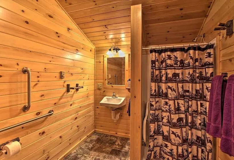 Cozy Anchors Away Cabin Hideaway W/ Fire Pit!