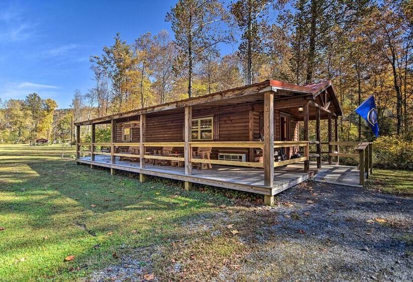 Cozy Anchors Away Cabin Hideaway W/ Fire Pit!