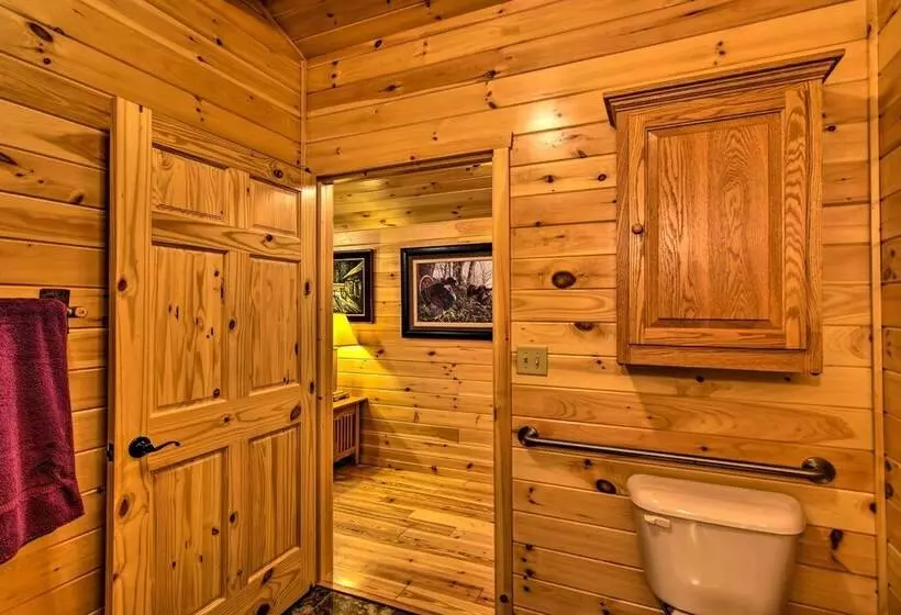 Cozy Anchors Away Cabin Hideaway W/ Fire Pit!