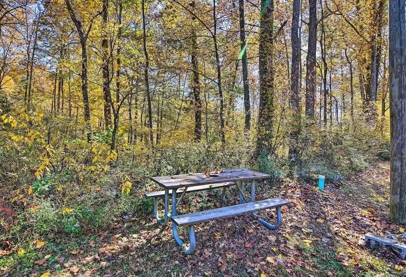 Cozy Anchors Away Cabin Hideaway W/ Fire Pit!