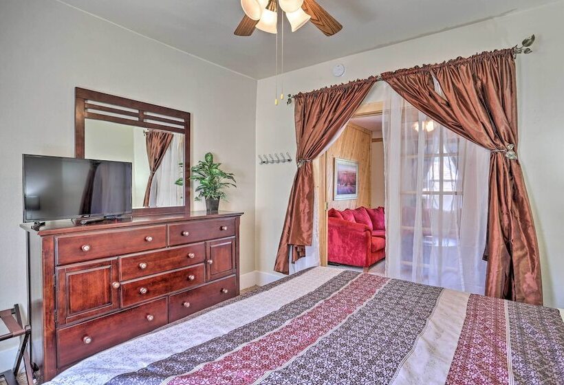 Cozy Black Hills Cabin W/ Deck ~ 3 Mi To Deadwood!