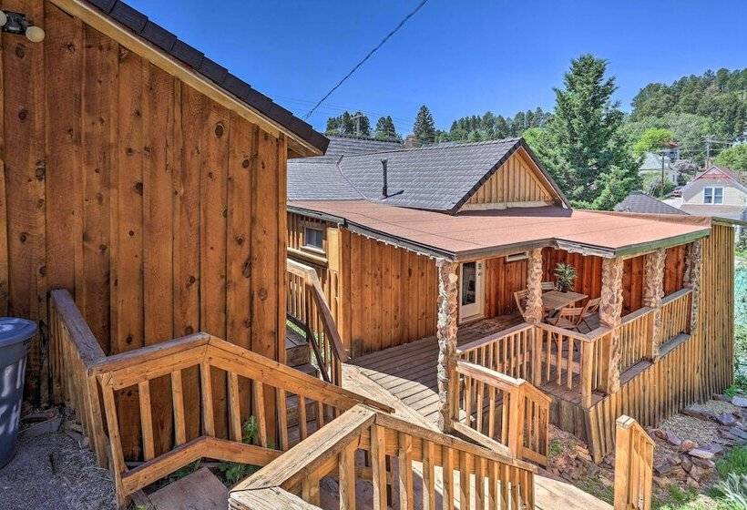Cozy Black Hills Cabin W/ Deck ~ 3 Mi To Deadwood!