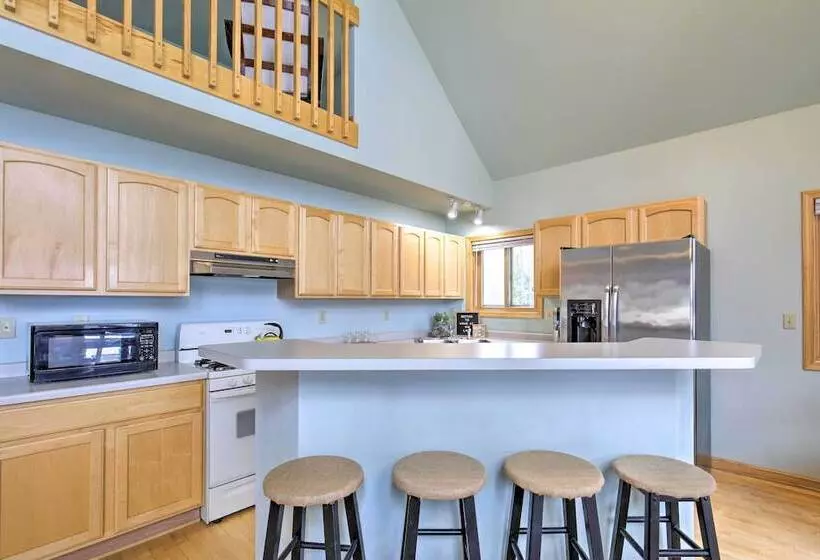 Cozy Dam Lake Escape W/ Dock, Yard & Water Access!