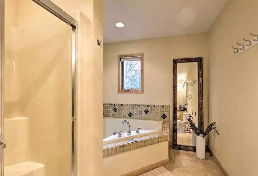 Cozy Dam Lake Escape W/ Dock, Yard & Water Access!