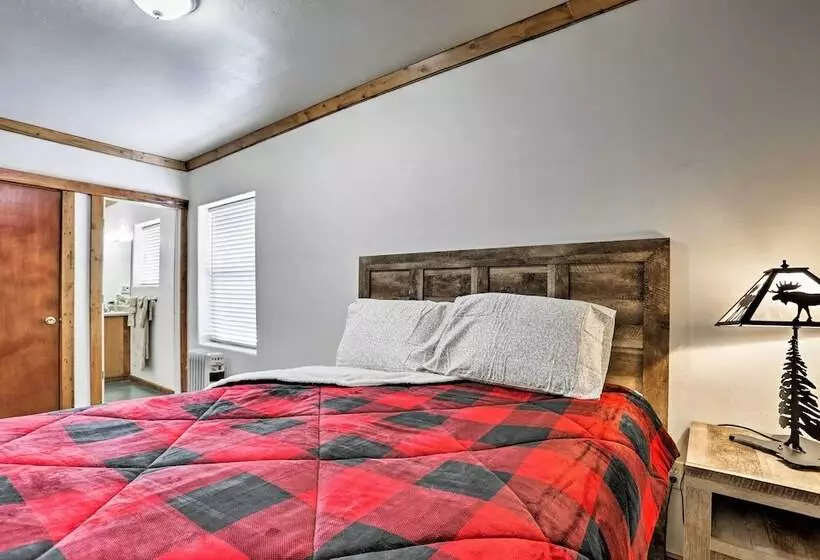 Cozy Teton Valley Escape: Pet Friendly W/ A Fee!