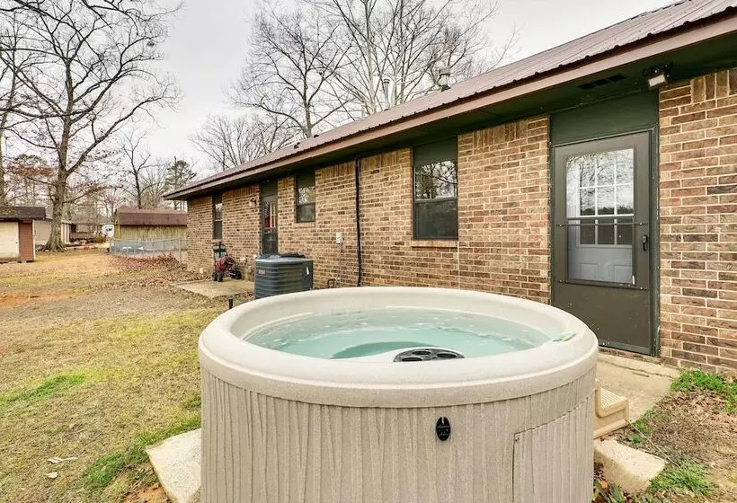 Deer Camp Run  Escape W/ Hot Tub & Game Room