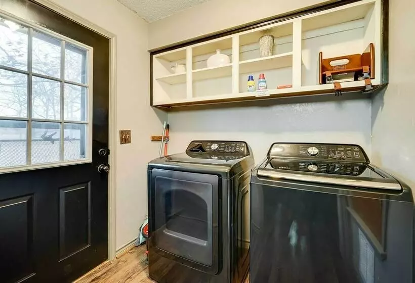 Deer Camp Run  Escape W/ Hot Tub & Game Room