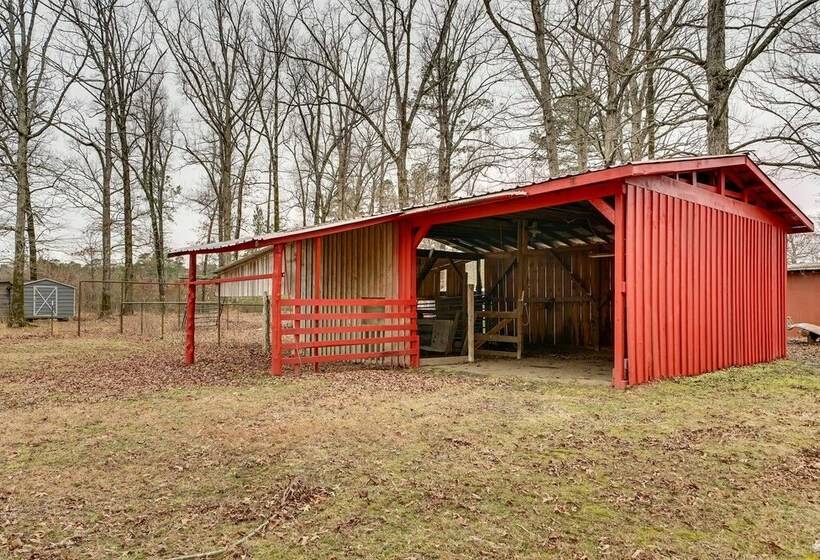 Deer Camp Run Escape W/ Hot Tub & Game Room