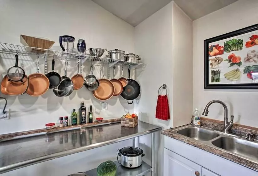 Coeur D Alene Nature Retreat W/ Stunning Views!