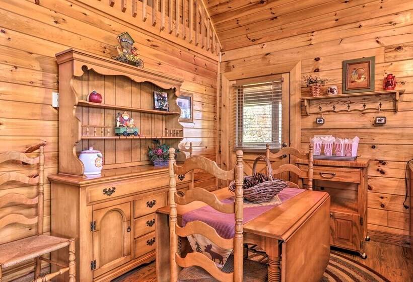 Douglas Lake Cabin W/ Boat Ramp & Water Access!