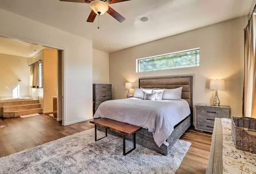 Spacious Flagstaff Home With Fire Pit & Game Room!