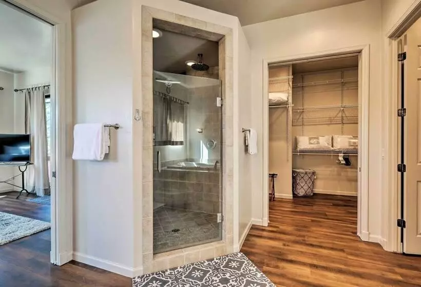 Spacious Flagstaff Home With Fire Pit & Game Room!