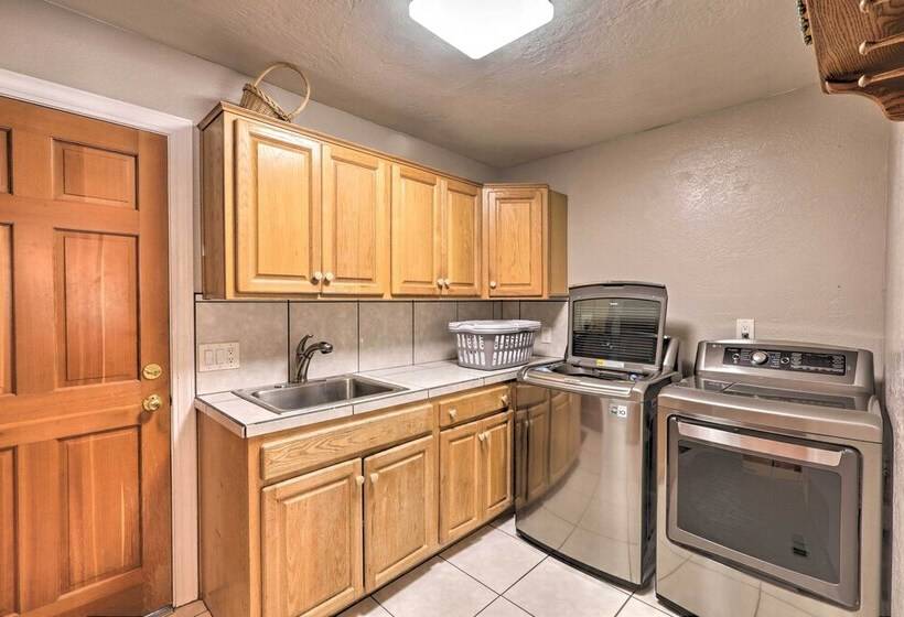 Flagstaff Mountain Oasis W/ Hot Tub: 2 Mi To Dtwn!