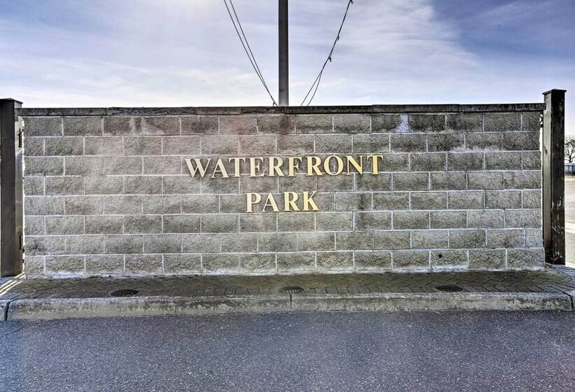 Freeport Guesthouse   Walk To Nautical Mile!