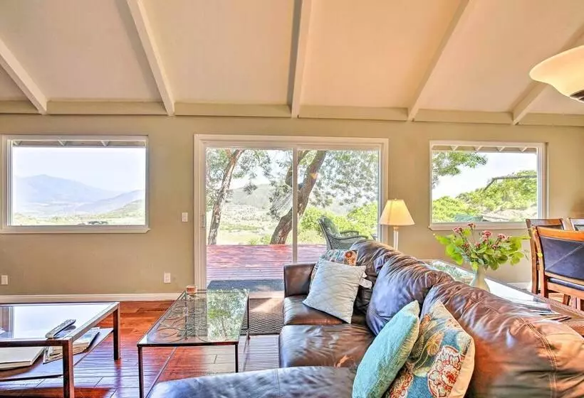 Hilltop Home In Wine Country W/ Hot Tub & Views!