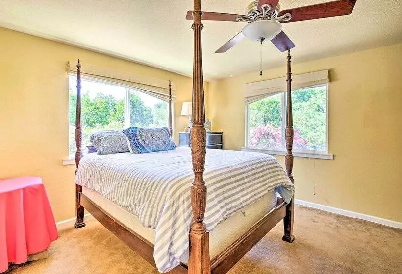 Hilltop Home In Wine Country W/ Hot Tub & Views!
