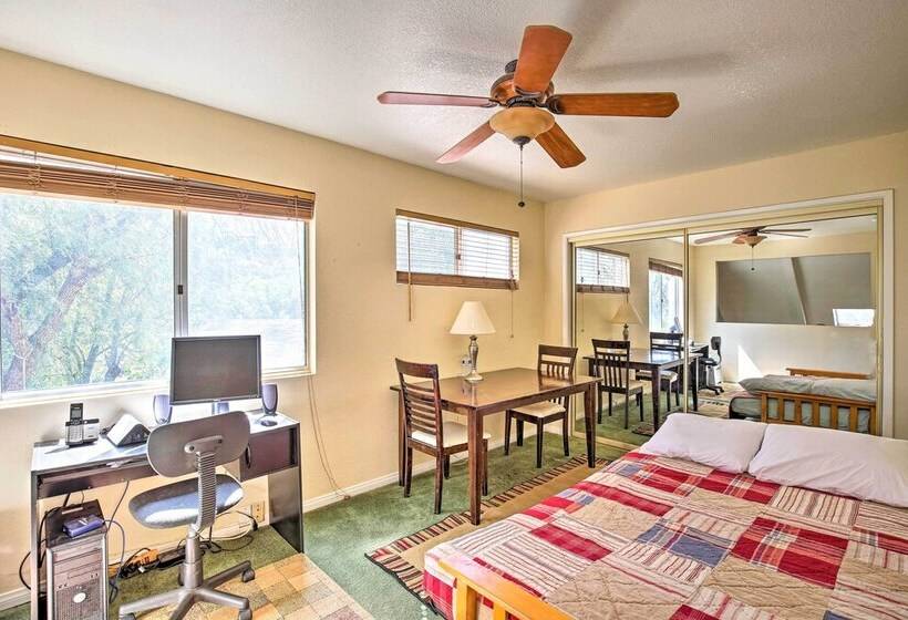 Hilltop Home In Wine Country W/ Hot Tub & Views!