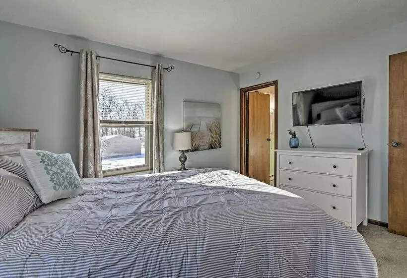 Huntsville Home: Walk To Indian Lake & Pew Island!