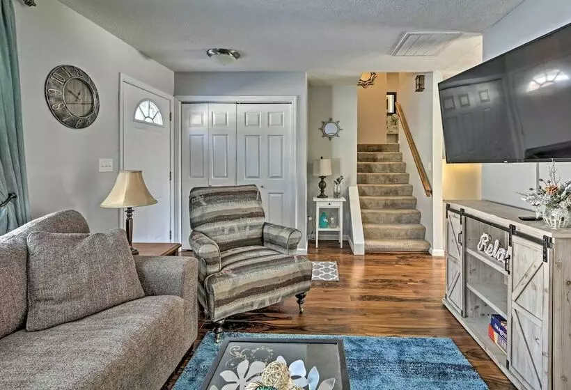 Huntsville Home: Walk To Indian Lake & Pew Island!