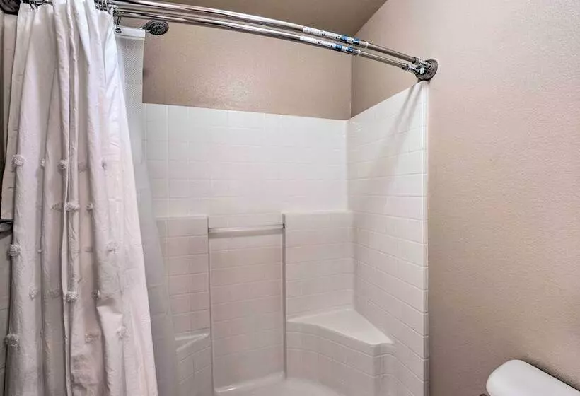 Lake Havasu Retreat < 5 Mi To Beach & Marina!