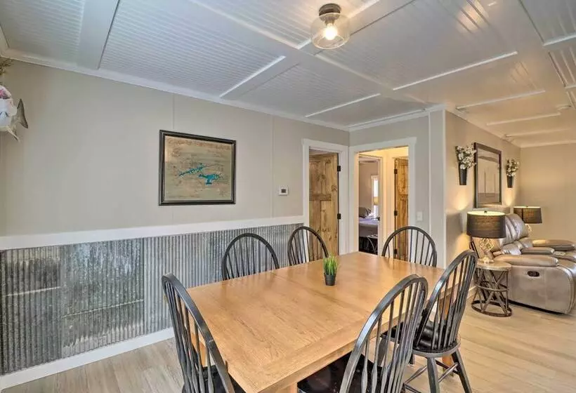 Lakefront Greers Ferry Cabin W/ Covered Boat Slip!