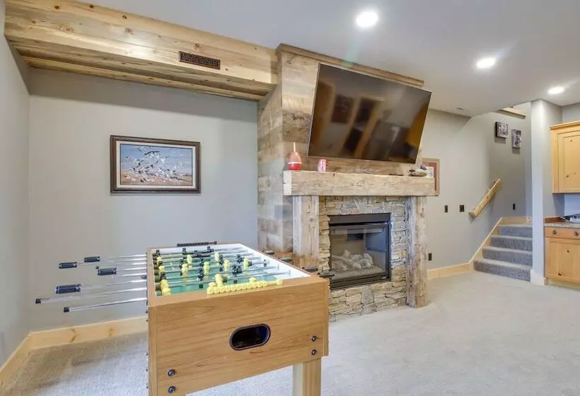 Pequot Lakes Retreat W/ Beach + Fire Pit!