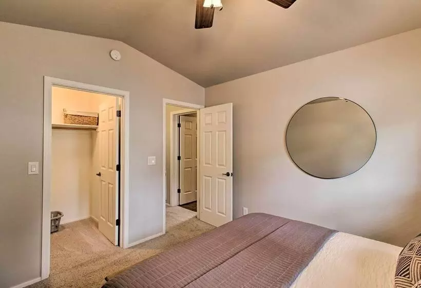Home W/ Patio In Pinetop Crossing: Walk To Golf!