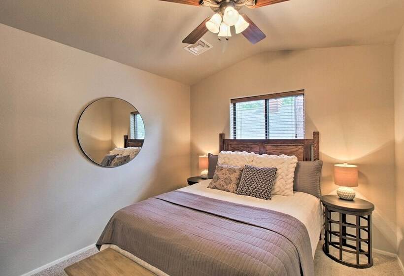 Home W/ Patio In Pinetop Crossing: Walk To Golf!