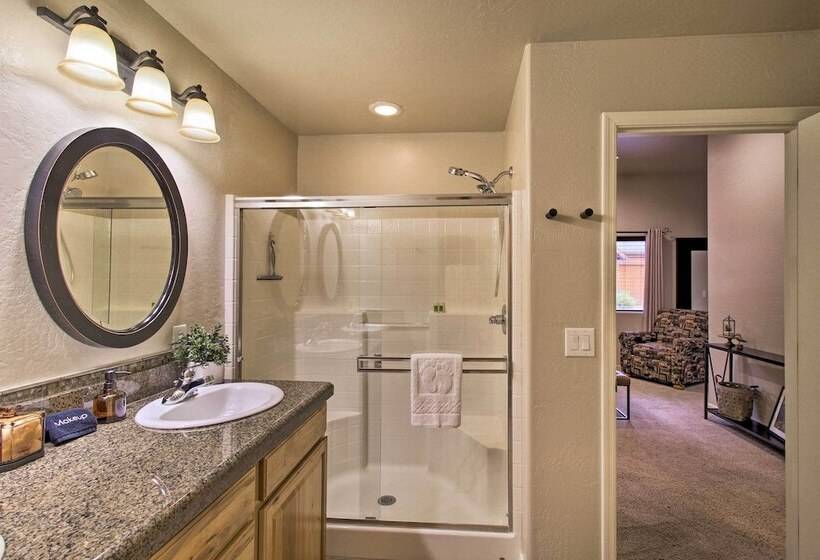 Home W/ Patio In Pinetop Crossing: Walk To Golf!