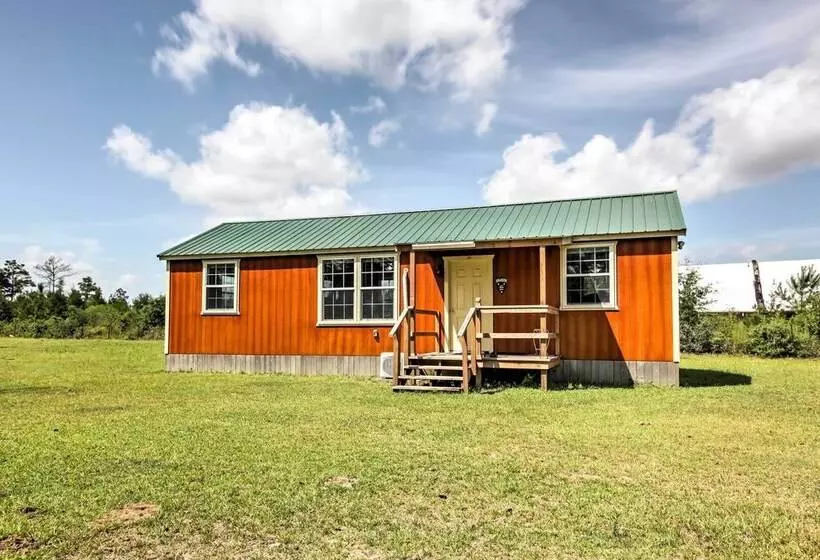 Tranquil Plantersville Cabin: Farm Animals On Site