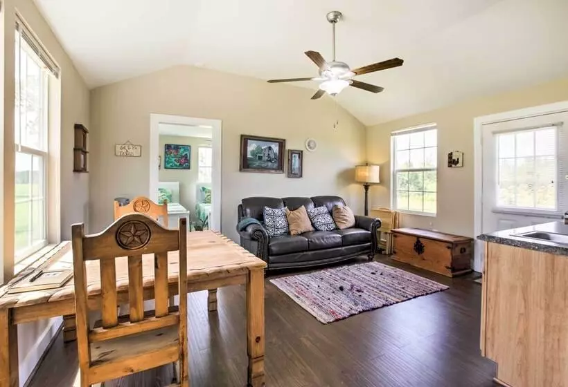 Tranquil Plantersville Cabin: Farm Animals On Site