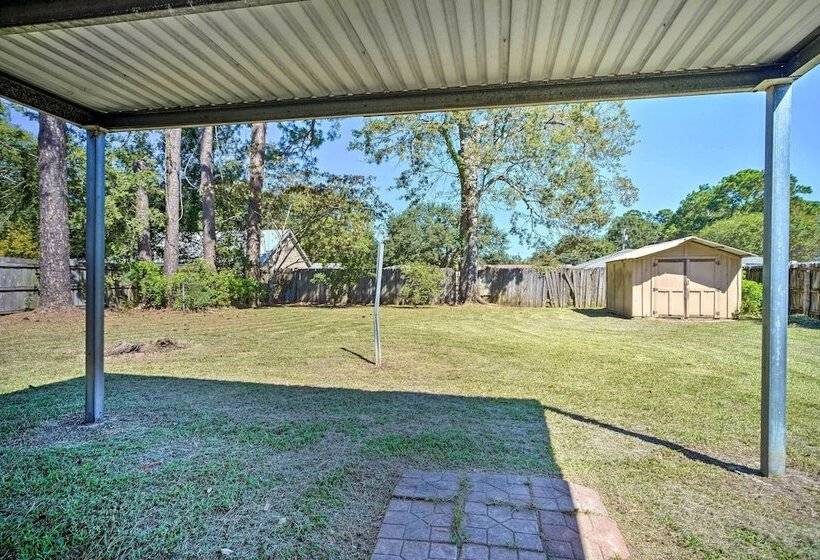 Rustic Fleur De Lis  Charming New Iberia Gem