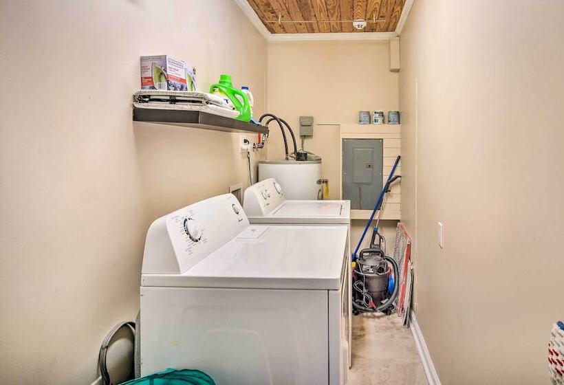 Rustic Fleur De Lis  Charming New Iberia Gem