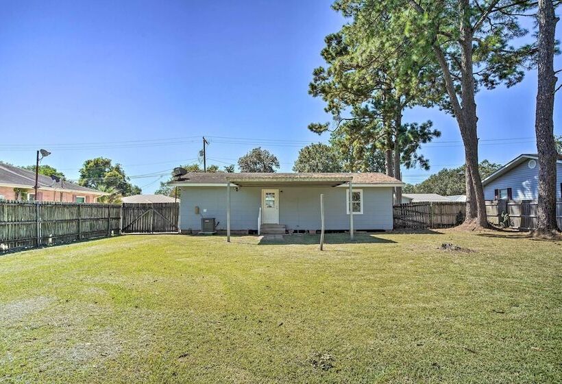 Rustic Fleur De Lis  Charming New Iberia Gem