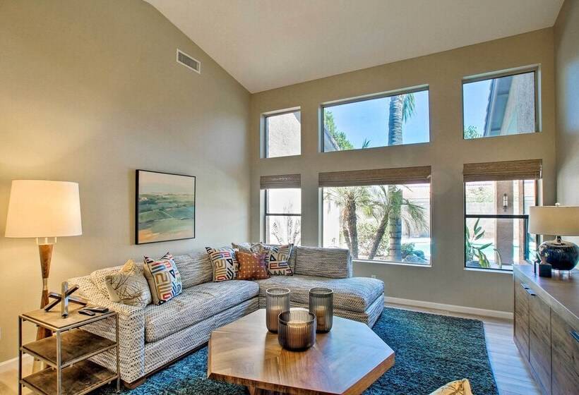 Scottsdale Family Home W/ Private Pool & Hot Tub!