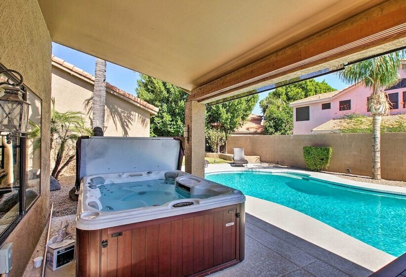 Scottsdale Family Home W/ Private Pool & Hot Tub!