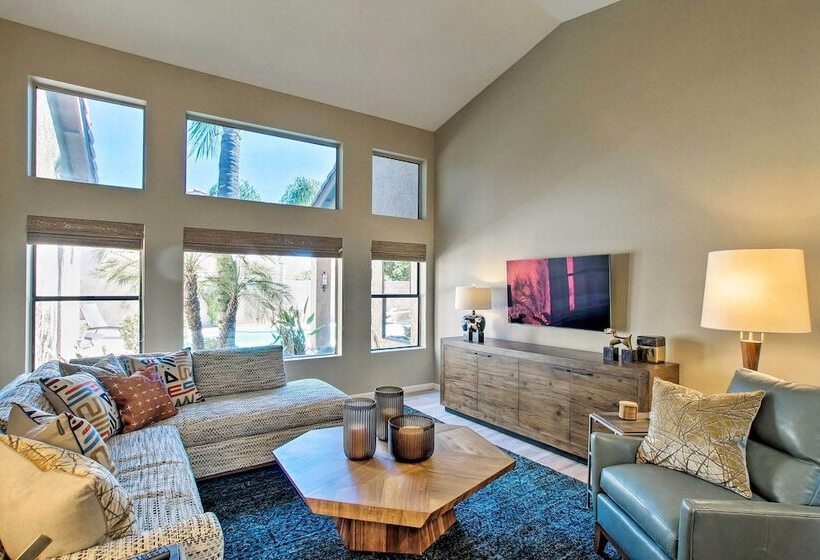 Scottsdale Family Home W/ Private Pool & Hot Tub!