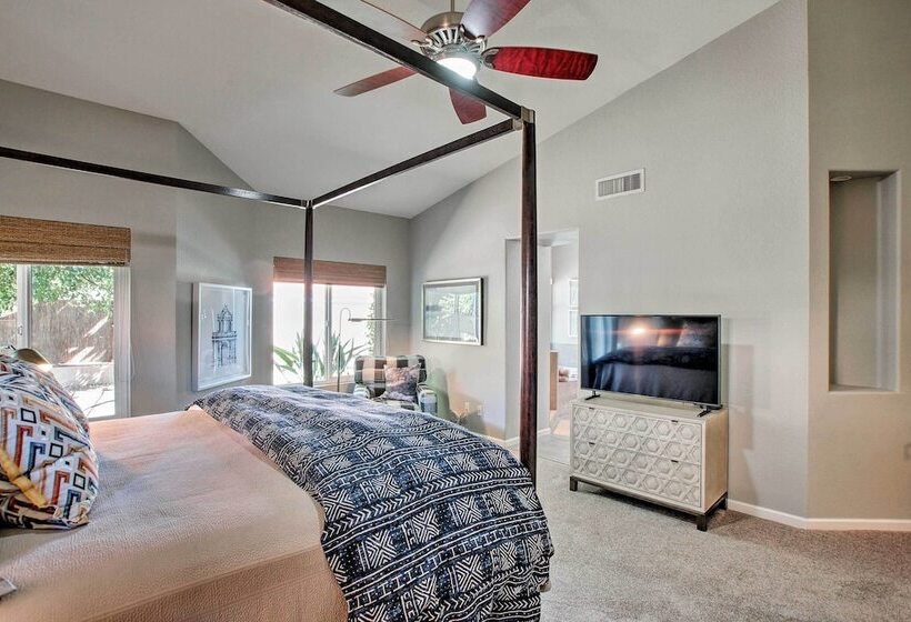 Scottsdale Family Home W/ Private Pool & Hot Tub!