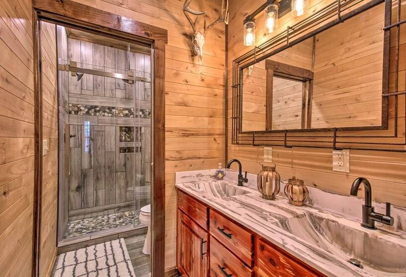 Secluded Log Cabin With Decks, Views & Lake Access