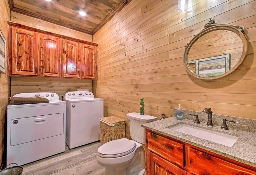 Secluded Log Cabin With Decks, Views & Lake Access