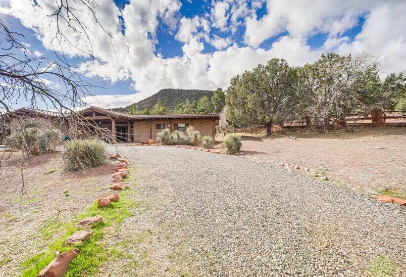Sedona Home On 1 Acre W/ Pool+red Rock Views!