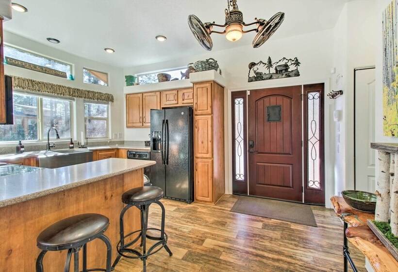 Near Hiking: Cabin W/ Deck & Grill In Show Low