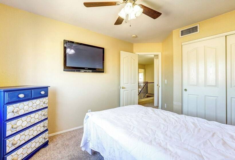 Spacious Avondale Home W/ Pool   Near Golf!