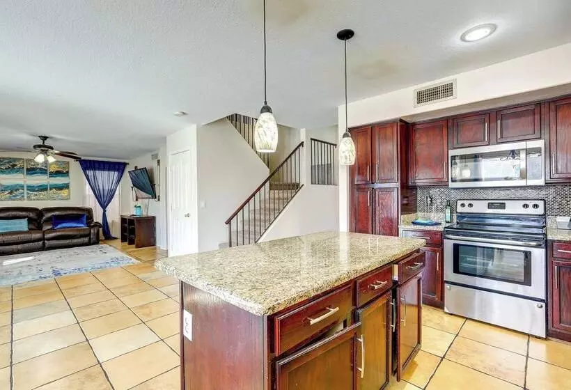 Spacious Avondale Home W/ Pool   Near Golf!