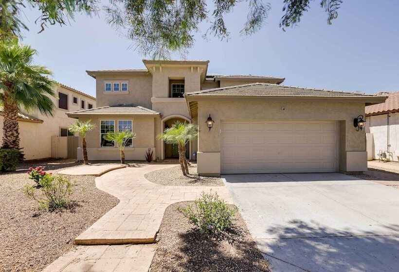 Goodyear Home W/ Pool, Near Spring Training