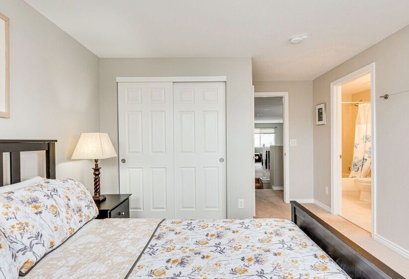 Fenced Yard & Trail Access: Dog Friendly Erie Home