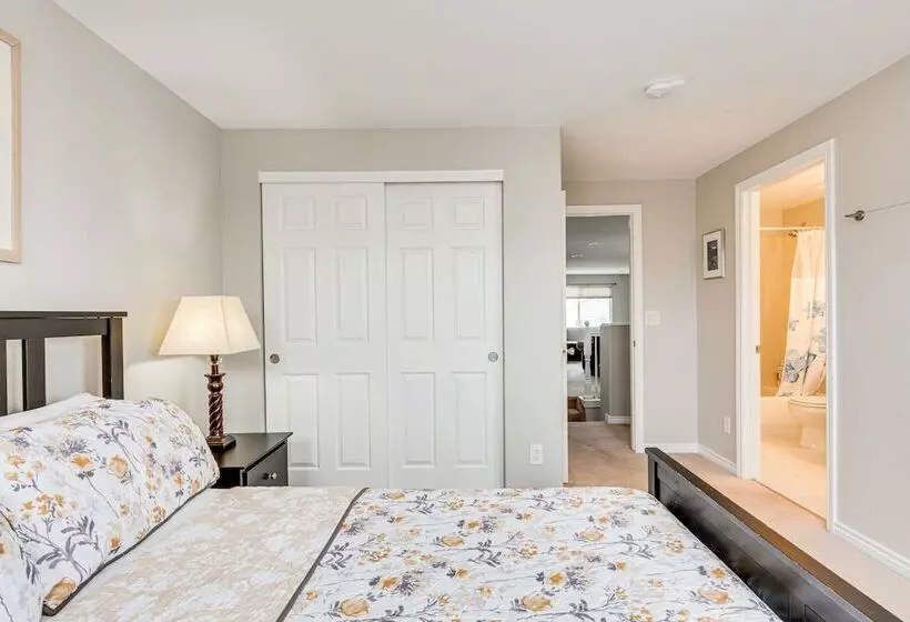 Fenced Yard & Trail Access: Dog Friendly Erie Home